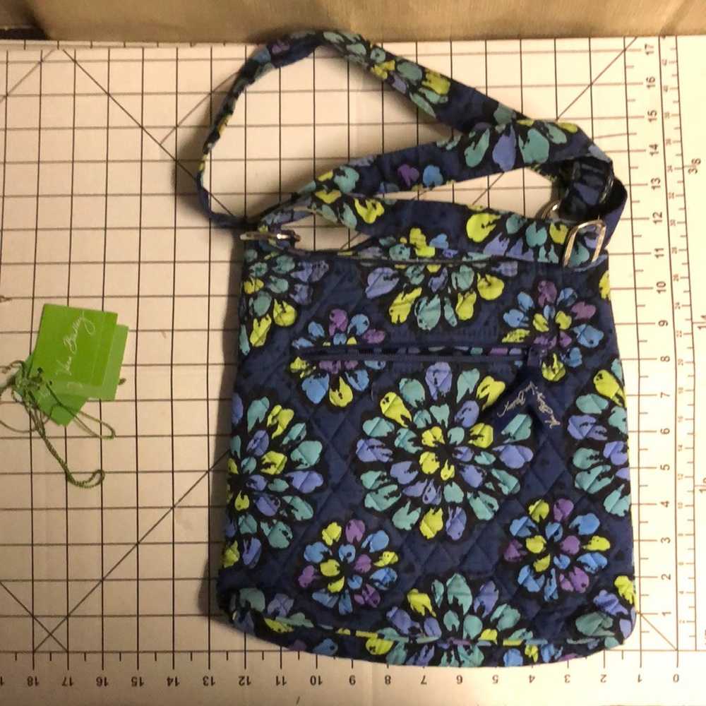Vera Bradley Indigo Pop Shoulder Bag Outside 2 Zip, Slip, Inside 3 Slip Pockets